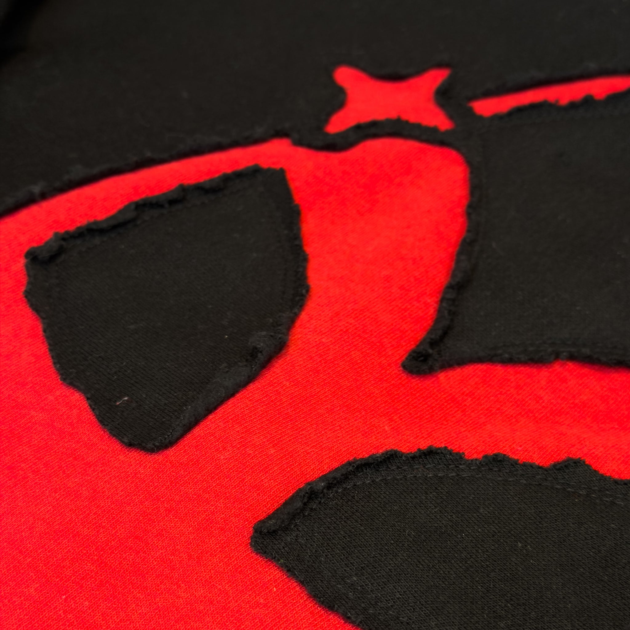 Sudadera Killer Kat Negra Patchwork – Pieza Única Talla M